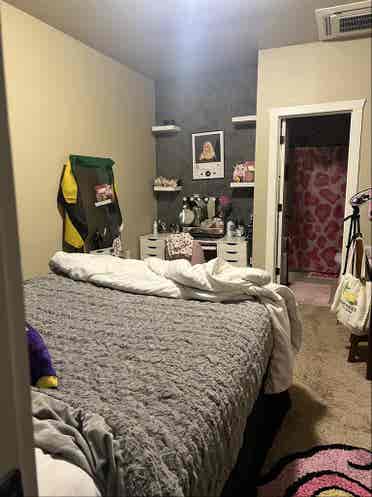 Sublet at Tradition : URGENT