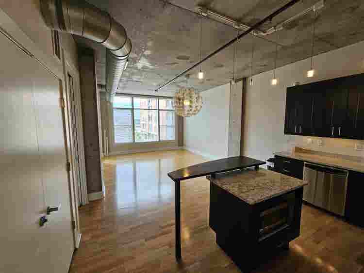 ba Condo - Coors Field