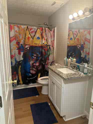Room In Rooming House for Rent
