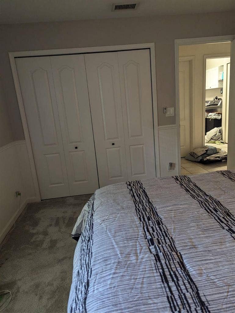 Quiet Loxahatchee room for rent