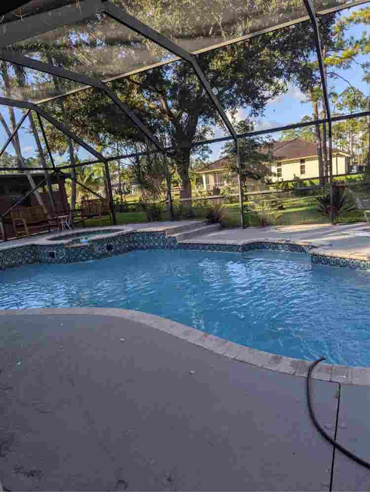 Quiet Loxahatchee room for rent