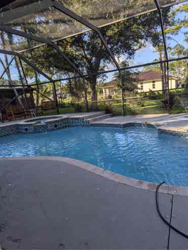 Quiet Loxahatchee room for rent
