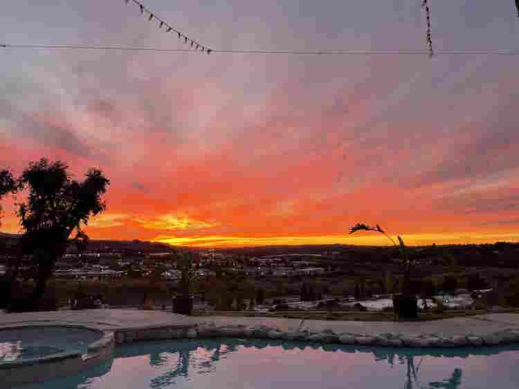 Room with Sunset/City Views!