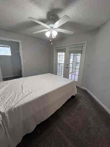 1 bedroom available! Female only!