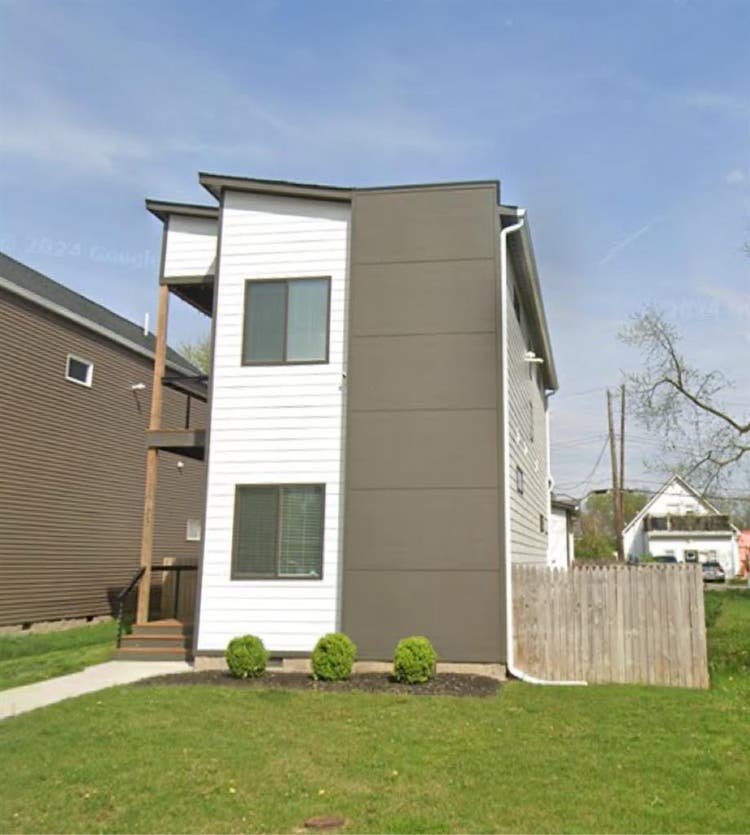 Looking for a roommate