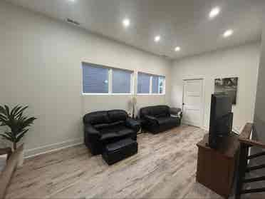 Looking for a roommate