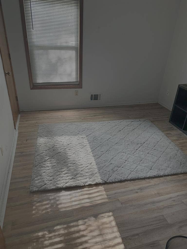 Unfurnished bedroom, Quiet Area