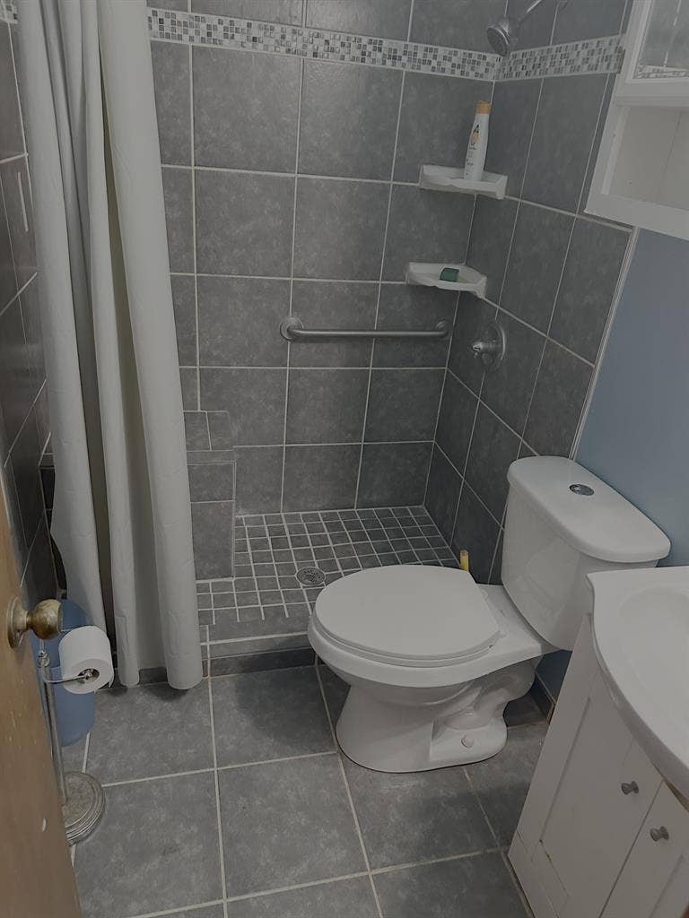 Unfurnished bedroom, Quiet Area
