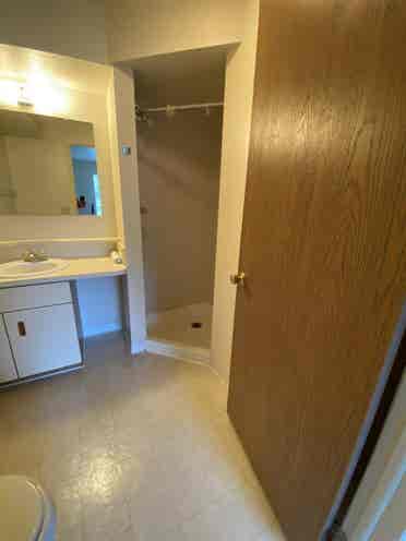 Master bedroom+ Bath+Closet