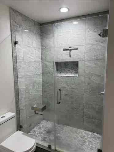 1 bedroom with bathroom + closet