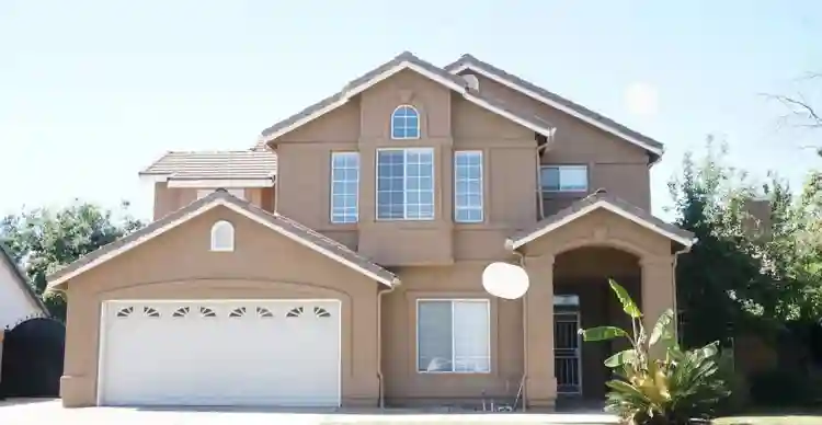 3 separate unfurnished room