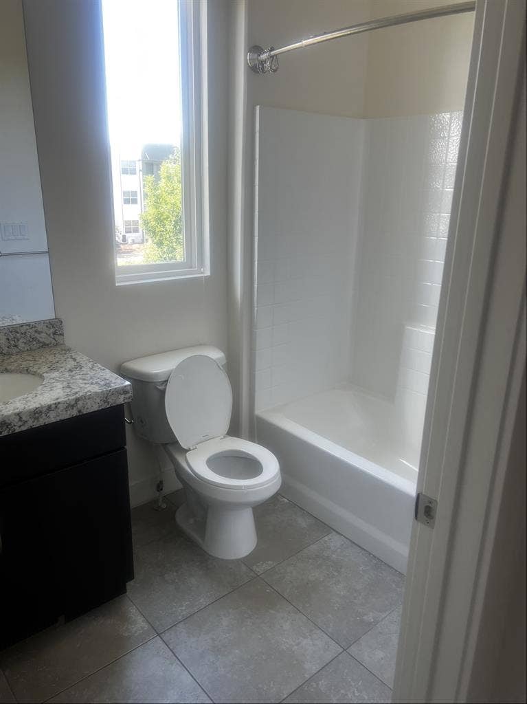 Looking for Daybreak Roommates