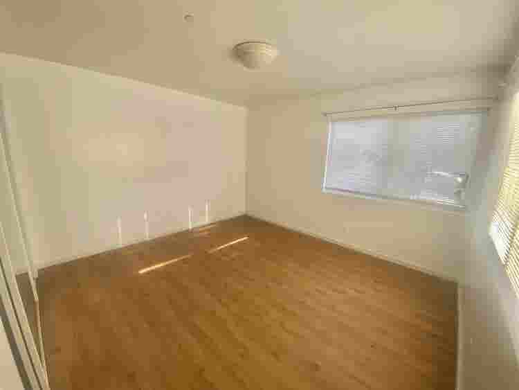 Ocean View & Hardwood Floors 2BR