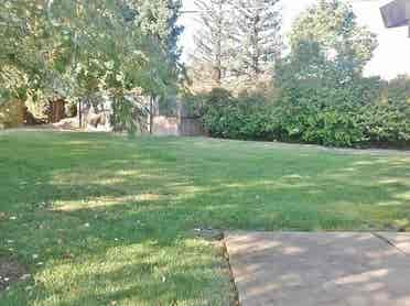 Room w/ Private Bath in Roseville