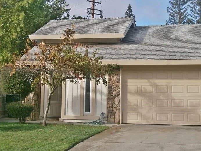 Room w/ Private Bath in Roseville