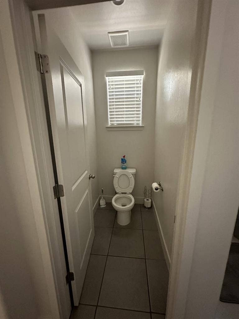 Room rental south Visalia