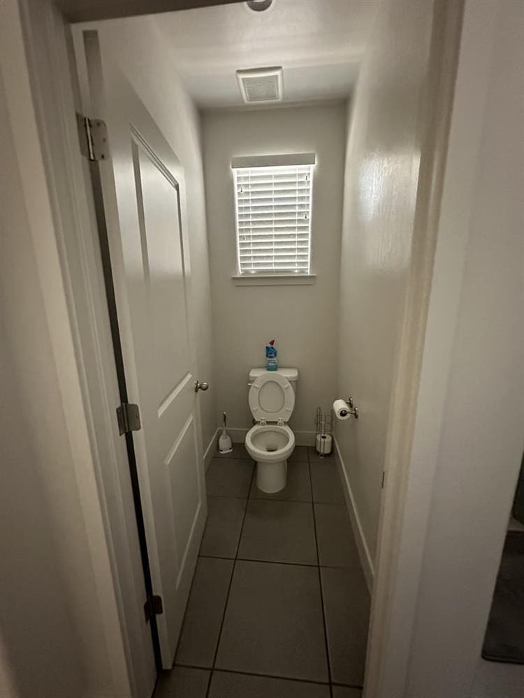 Room rental south Visalia