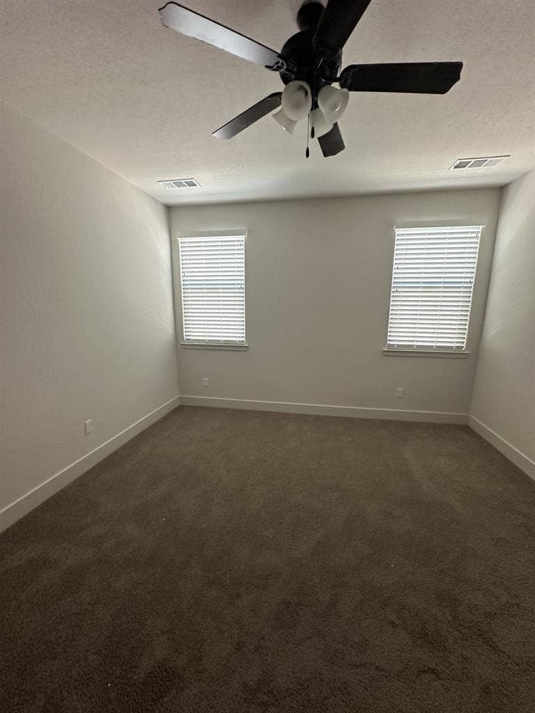 Room rental south Visalia