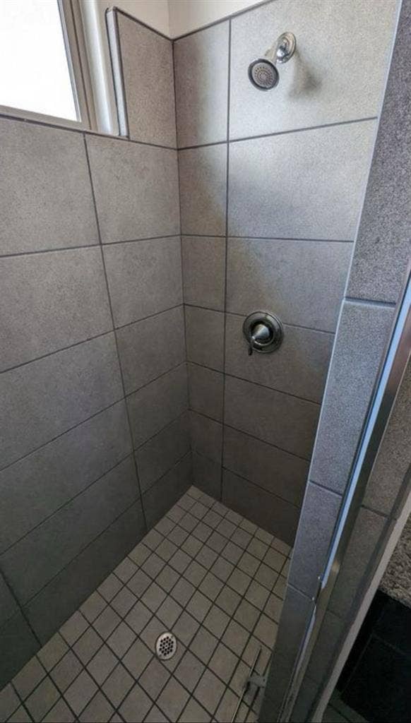 Room rental south Visalia
