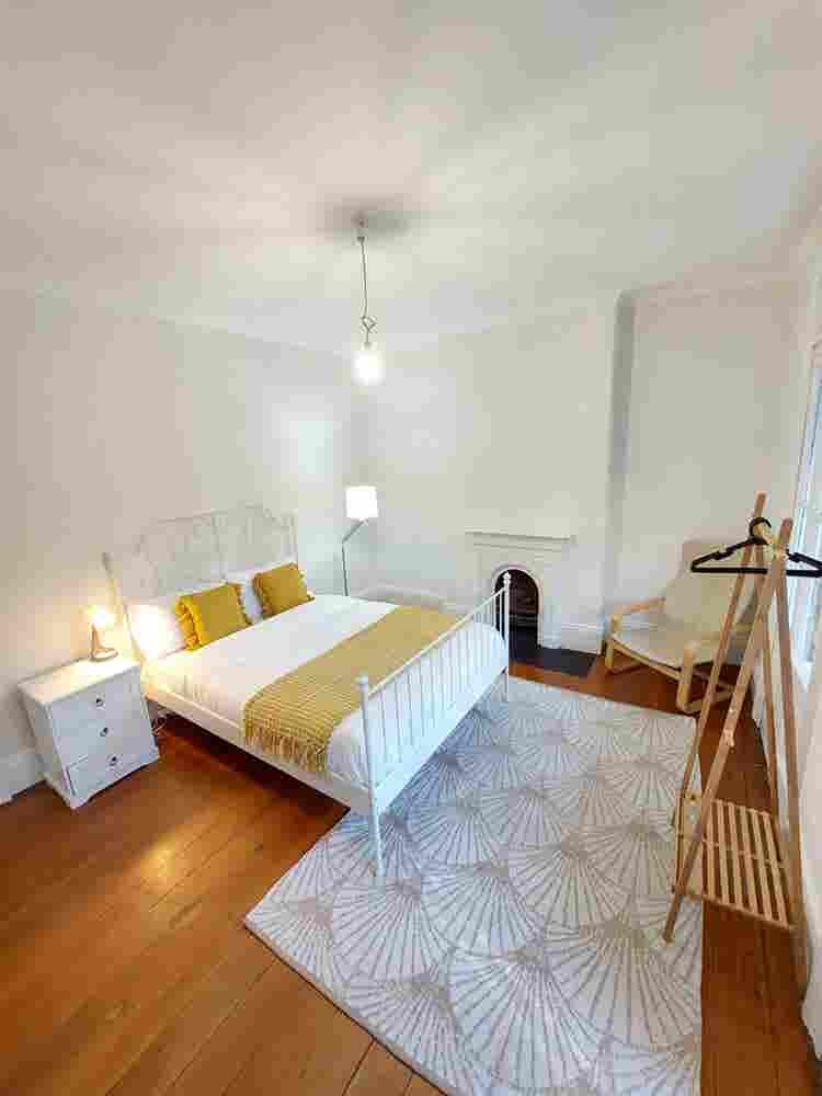 Room for couple - friends or single
