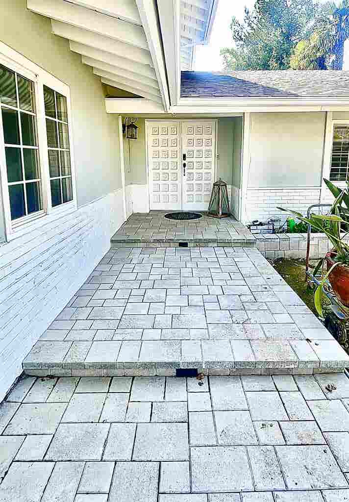 New Listing 4 BEDROOM & POOL