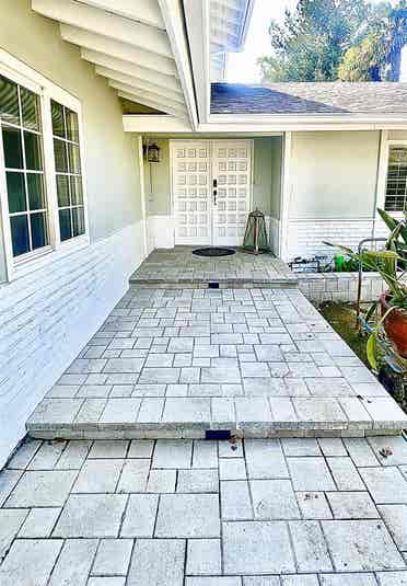 New Listing 4 BEDROOM & POOL