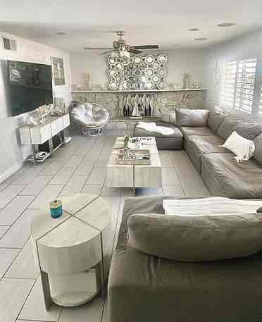 New Listing 4 BEDROOM & POOL
