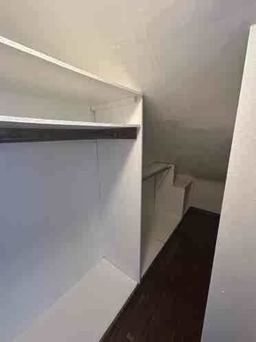 ISO One Roommate, West Side GR