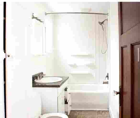 Urgently Looking for Roommate