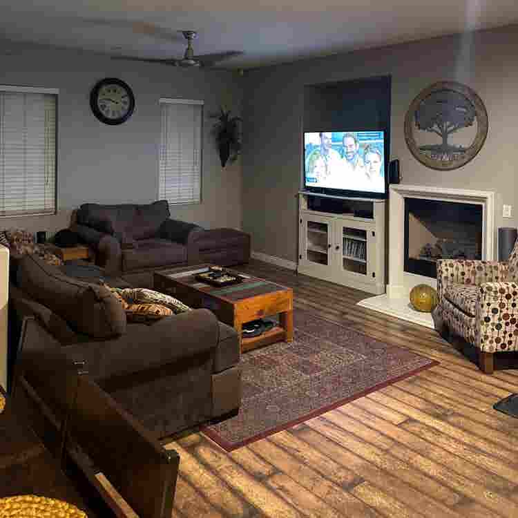 Large Furnished room month townhome