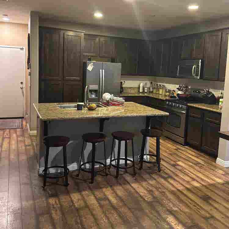 Large Furnished room month townhome