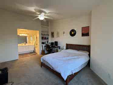 Room for Rent in Aliso Viejo