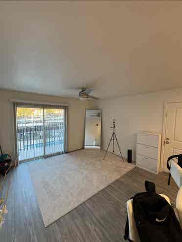 RENTING OUT LIVING ROOM!