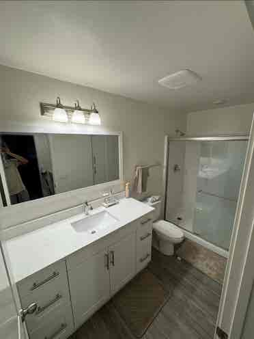 RENTING OUT LIVING ROOM!