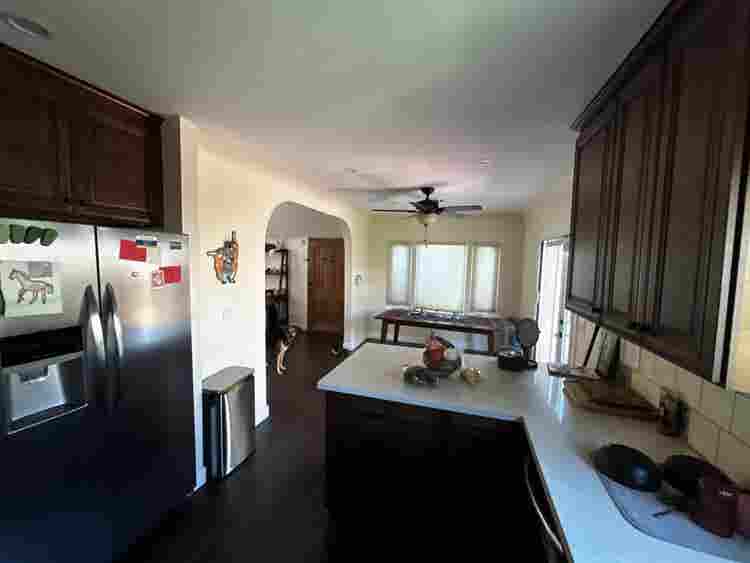 ¡Chill and Clean Roommates needed!