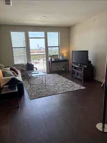 b  private balcony South Lamar