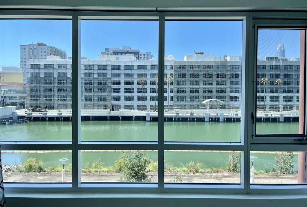 Waterfront Studio nr SF Caltrain