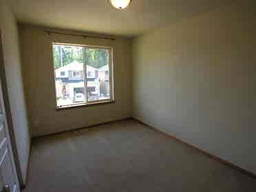 Room for rent Puyallup.