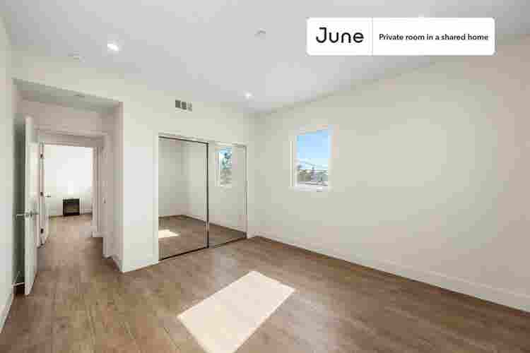 4 BR in Los Angeles