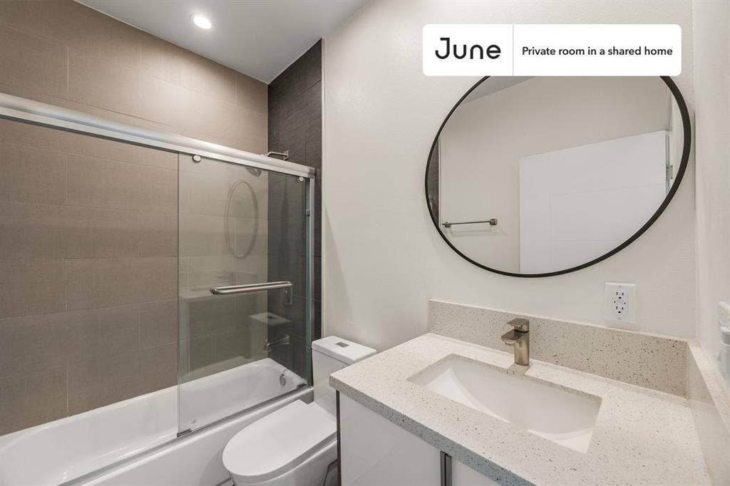 4 BR in Los Angeles