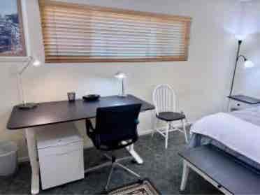 Big Room, Blocks from the Beach