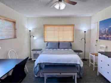 Big Room, Blocks from the Beach