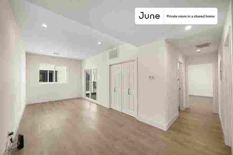 4 BR in Los Angeles