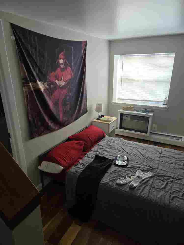 Lease Takeover Downtown Apartment