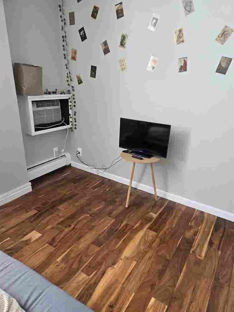 Lease Takeover Downtown Apartment