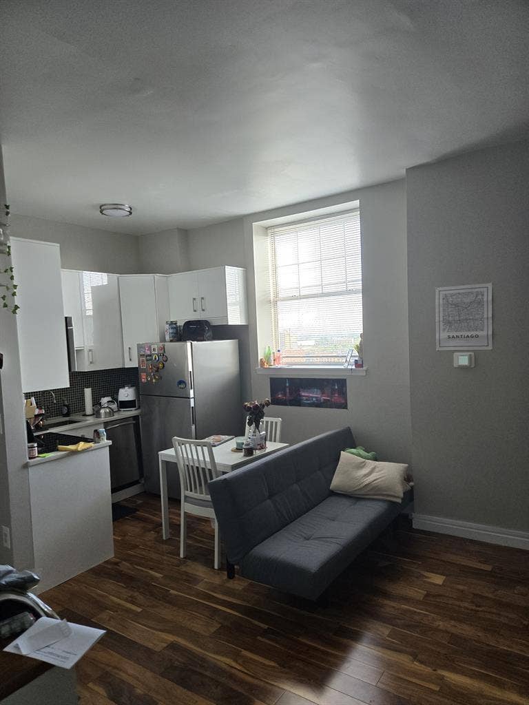 Lease Takeover Downtown Apartment