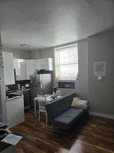 Lease Takeover Downtown Apartment