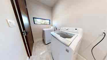 1 BR in Dallas