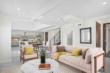1 BR in Dallas
