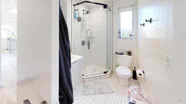1 BR in Los Angeles